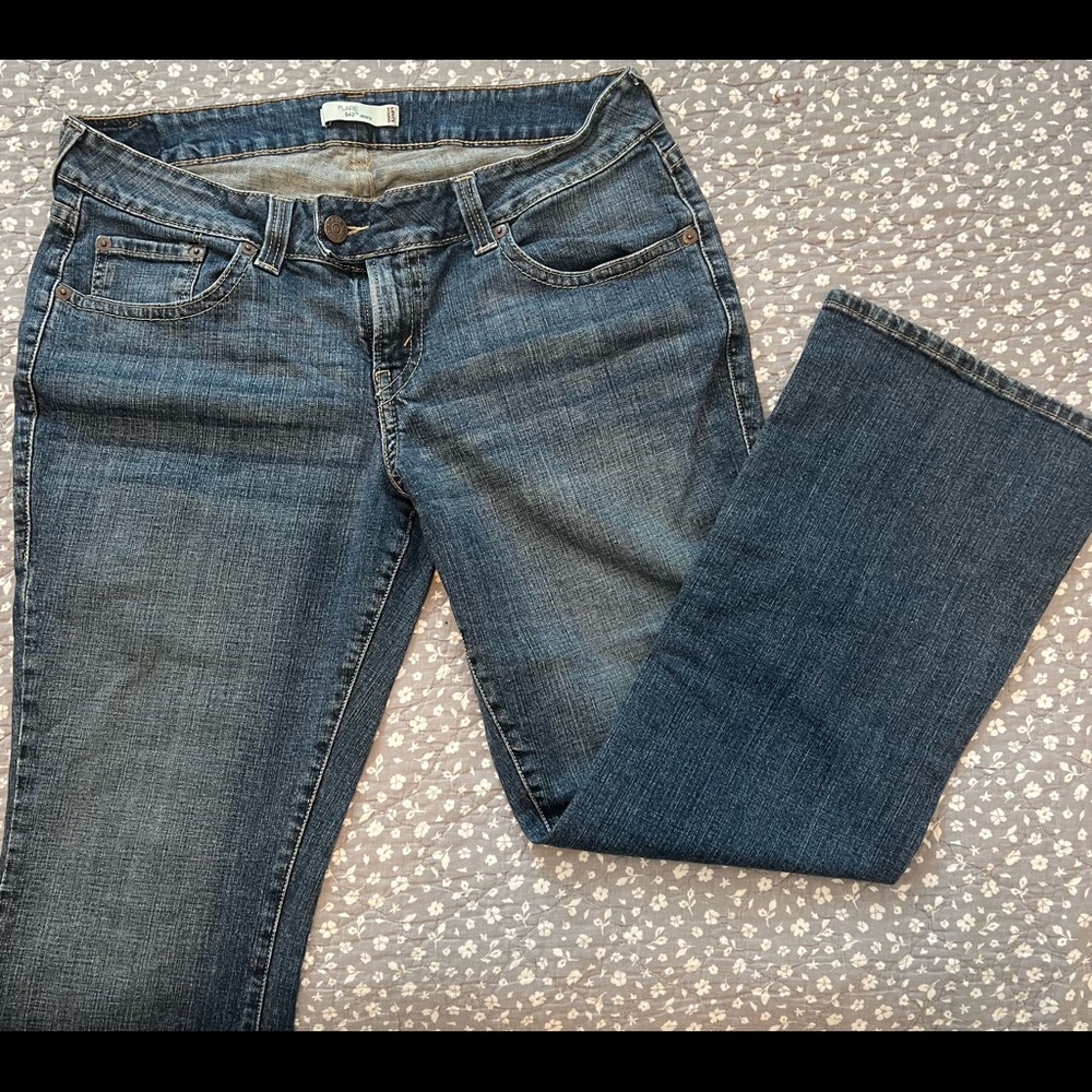 LEVI’S Flare 542 Jeans size 18M